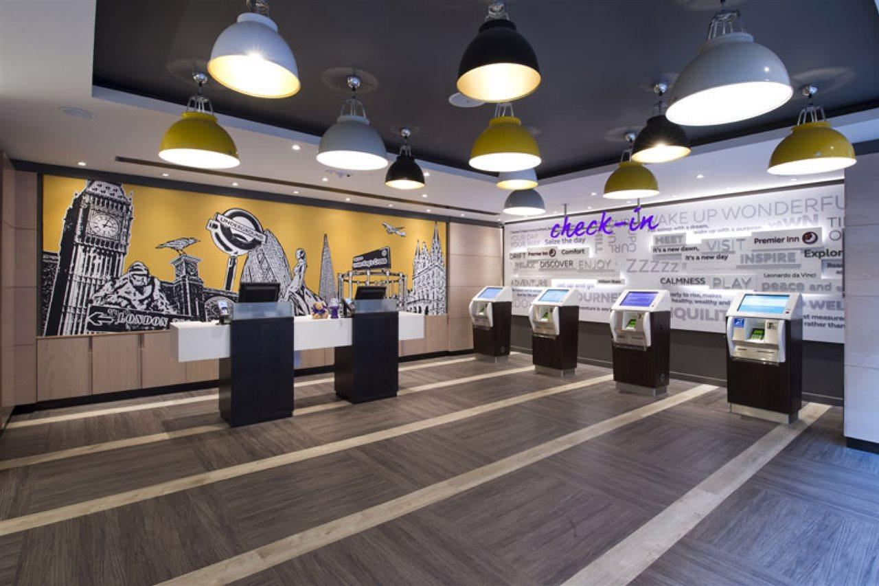 Premier Inn London King'S Cross Екстер'єр фото