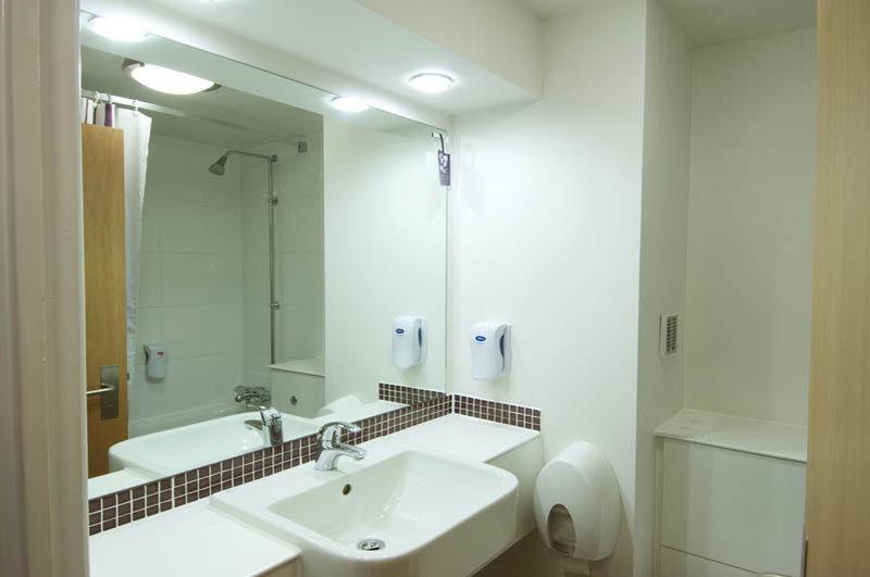 Premier Inn London King'S Cross Екстер'єр фото